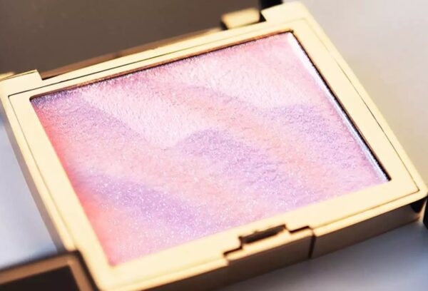 HOJO Shimmer Highlighter Shade 01 Pink